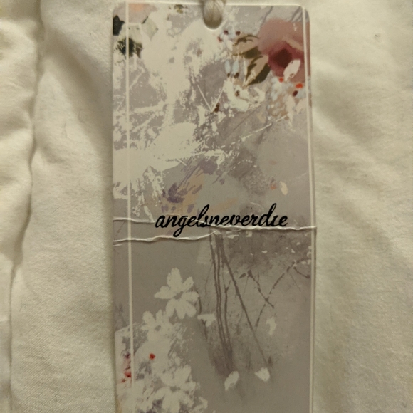 ANVRDIE Angels Never Die tank top - Picture 9 of 9